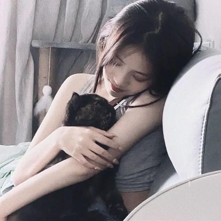 彩鸾春色